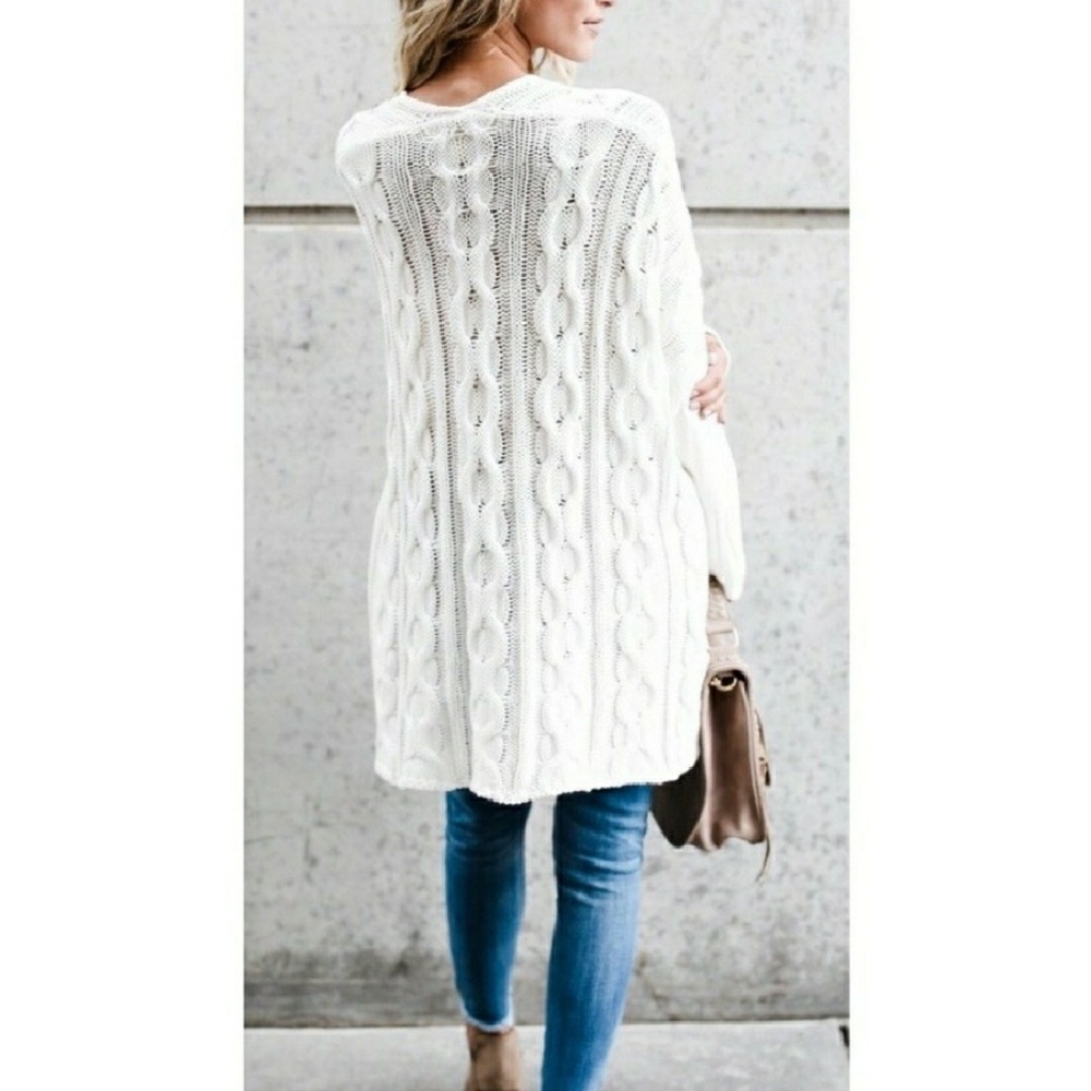 πLAST ONEπ Cable Knit Oversized Sweater - Picture 2 of 3